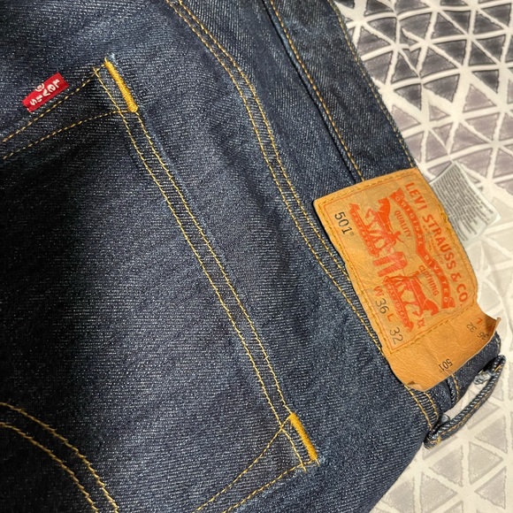 Levi’s 501 button fly - Picture 4 of 11